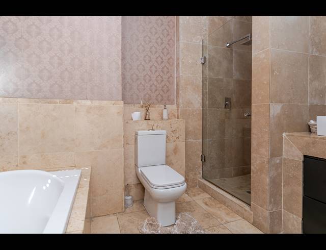 4 BEDROOM FREEHOLD FOR SALE IN SAGEWOOD